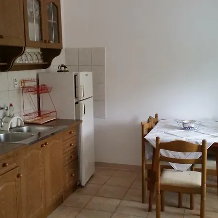 Guest house By The Sea Preko 14451