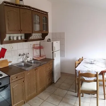 Guest house By The Sea Preko 14451
